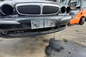 JAGUAR X-TYPE V6 2003 - PARAURTI ANTERIORE