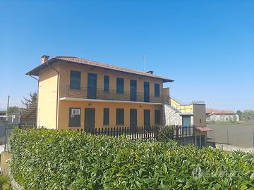 Casa bifamigliare
