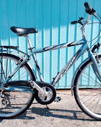 Bicicletta muscolare uomo