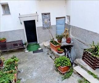 Alloggio a Bestagno (Im)