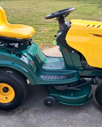 TRATTORINO TAGLIAERBA YARD-MAN