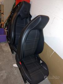 ricambi tappezzeria Mercedes gla 