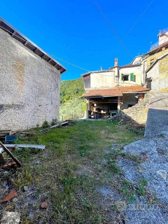 Rustico / Casale di 120 m² con più di 5 locali a P - Vista 5