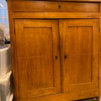 Armadio in ciliegio massiccio