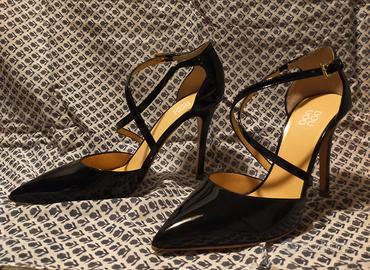 scarpe da donna décolleté con tacco a stiletto