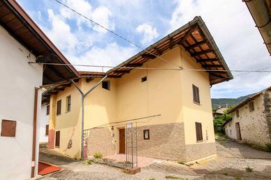 Casa accostata - Pulfero