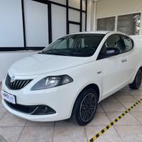 Lancia Ypsilon 1.0 FireFly 5 porte S&S Hybrid Gold