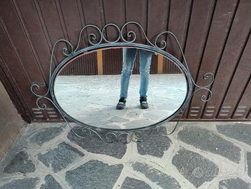 specchio in ferro battuto 