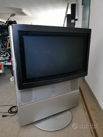 TV Bang&olufsen vintage di design