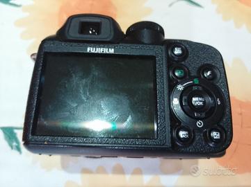 FUJIFILM S1000 FULLHD