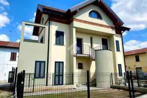 BIFAMILIARE A VIMERCATE