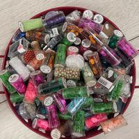 Lotto 130 confezioni paillettes, perline Gutermann