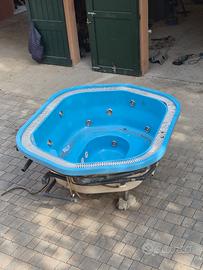Piscina Jacuzzi 8 persone + filtro sabbia + quadro