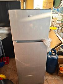 frigorifero akai AKFR248S-L congelatore