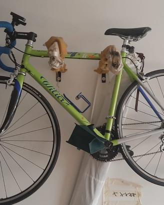 Bici da corsa marca Wilier