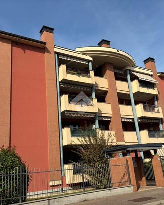 4 LOCALI A CORBETTA