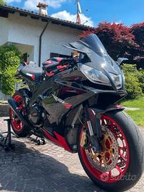 Aprilia rsv4
