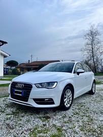 AUDI A3 Sportback 1.6 tdi Business