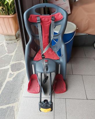 Seggiolino posteriore per bimbi
