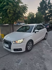Audi A1 Sportback 1.4 tdi Sport s-tronic