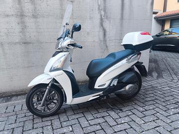 Kymco People 300 Gt