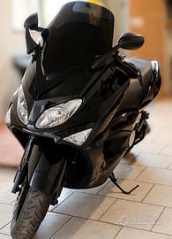 YAMAHA T MAX