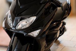 YAMAHA T MAX