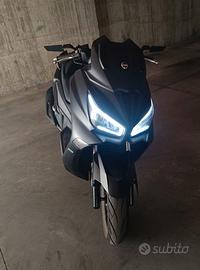 Scooter sym joymax 300z+