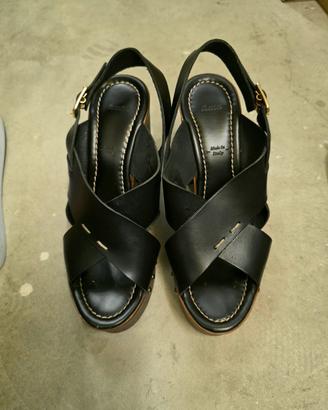 Sandali Clog in Pelle Nera con Tacco in Legno 