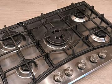 PIANO COTTURA GAS  5 FUOCHI ARISTON