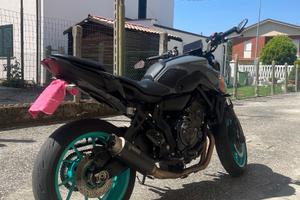 Yamaha mt-07