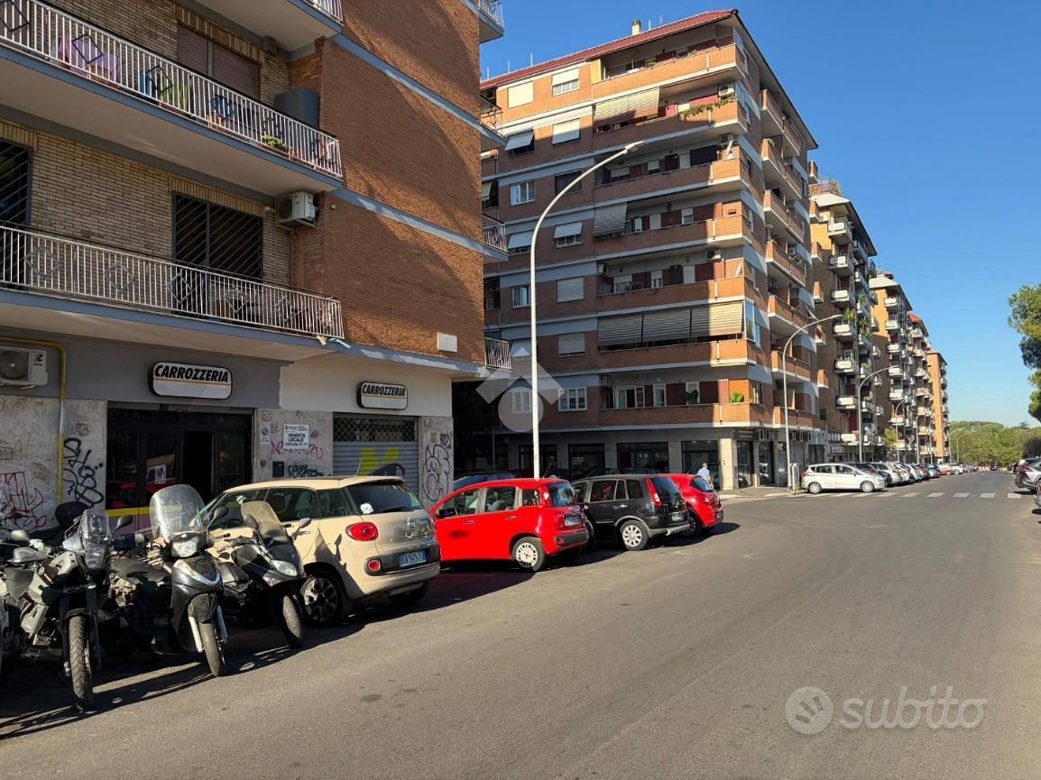 NEGOZIO A ROMA - Vista 4