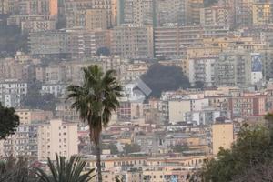 5 LOCALI A NAPOLI