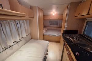 Roulotte CHATEAU Caravans NV DELTA 463