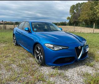 Alfa Giulia Q4 veloce 210cv blu Misano