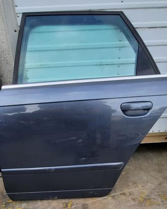 AUDI A4 STATION WAGON 2007 - PORTA POSTERIROE SINI