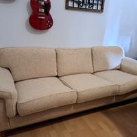 Divano quattro posti