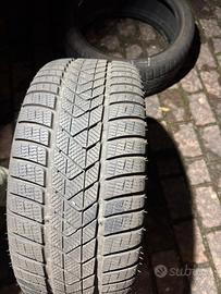 Pirelli sottozero 3 runflat XL 19 255 35 e 225 40