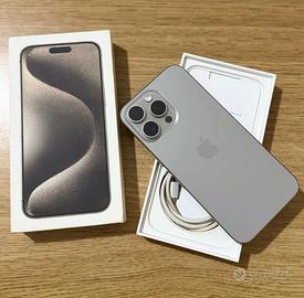 iPhone 15 Pro Max 256 GB – Titanio naturale