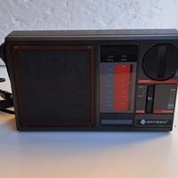 Radio portatile d'epoca prodotta da Metiodo Ha un