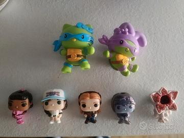 Lotto personaggi Stranger Things+ Hello Kitty TMNT