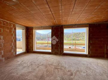 4 LOCALI A ISOLA VICENTINA