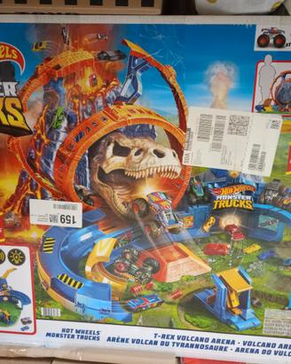 PISTA HOT WHEELS " ARENA DEL VULCANO" NUOVA