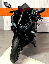 Honda CBR 650R 96CV