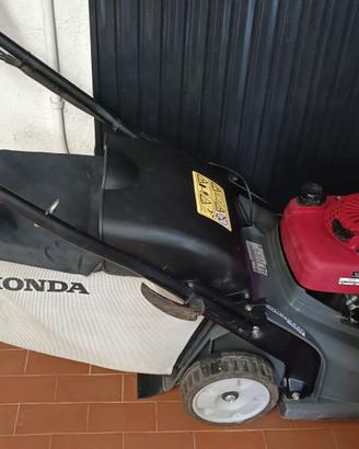 Tosaerba HONDA HRX 426C