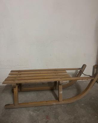 Slittino vintage in legno