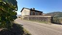 villa-di-250-m²-con-5-locali-e-box-auto-a-montecch