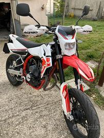 Moto SWM RS 125 - 2022 Motard