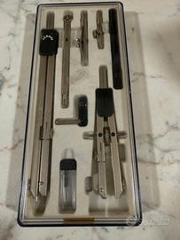 Set di compassi Alessi