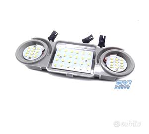 PIASTRA LED POSTERIORE VOLKSWAGEN VW GOLF V VI 04-